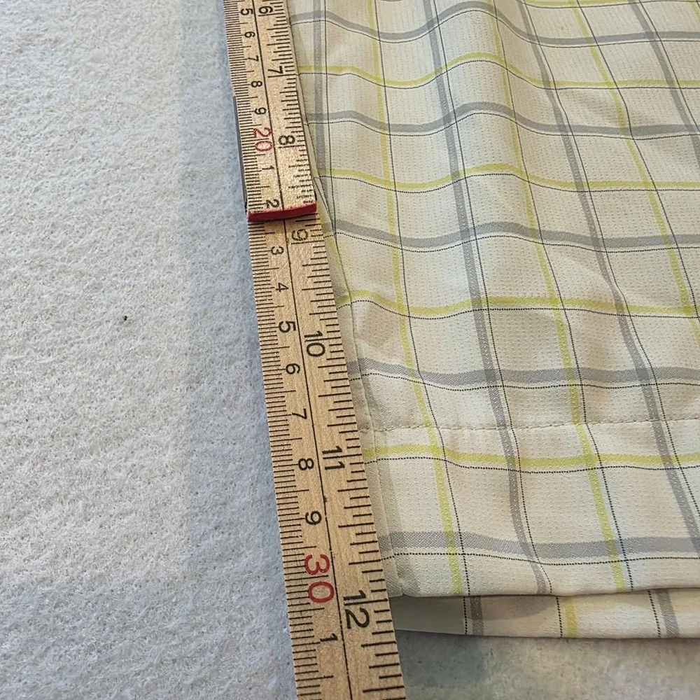 Nike Golf Dri-FIT Plaid Shorts Mens 33 White Grey Yellow 381268-100 Read